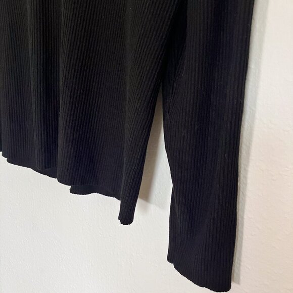 Chicos Platinum Ribbed Black Henley Top Size XL - Picture 3 of 8